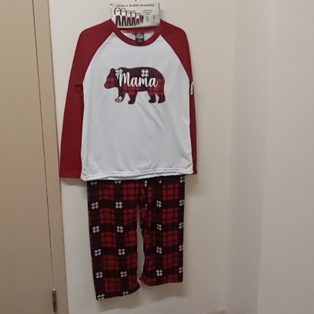 PJ’s & Presents Mama Bear Christmas Pajama Set Women’s Small Plaid